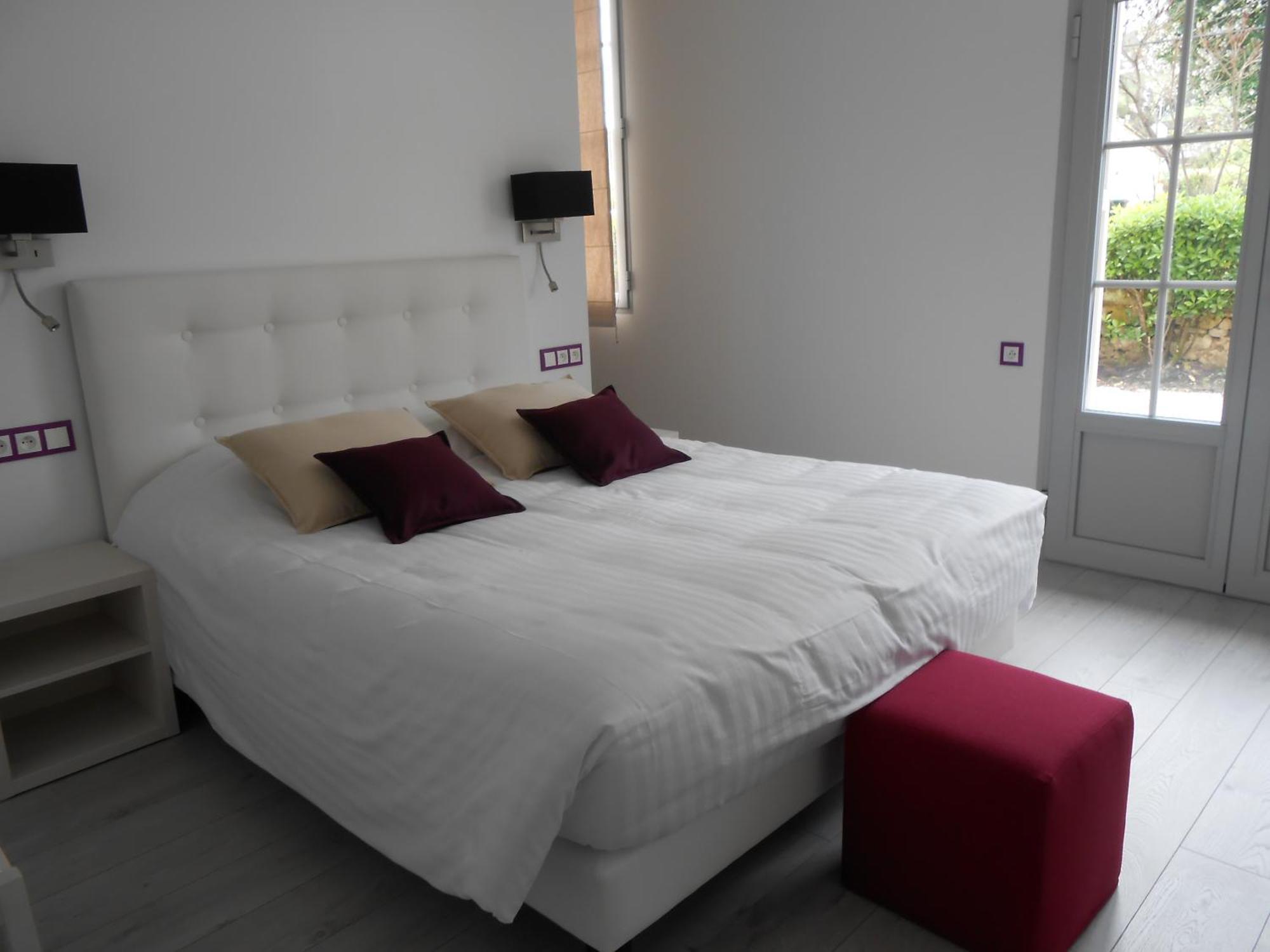 Logis- Hotel Spa Restaurant L'Epicurial Saint-Pey-de-Castets Δωμάτιο φωτογραφία