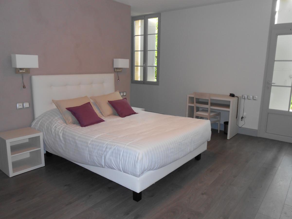 Logis- Hotel Spa Restaurant L'Epicurial Saint-Pey-de-Castets Δωμάτιο φωτογραφία