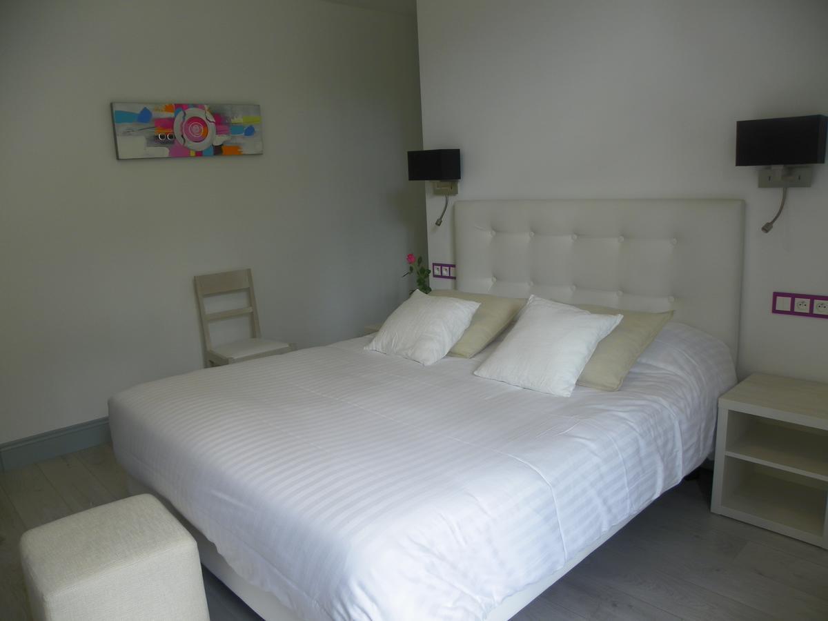 Logis- Hotel Spa Restaurant L'Epicurial Saint-Pey-de-Castets Εξωτερικό φωτογραφία