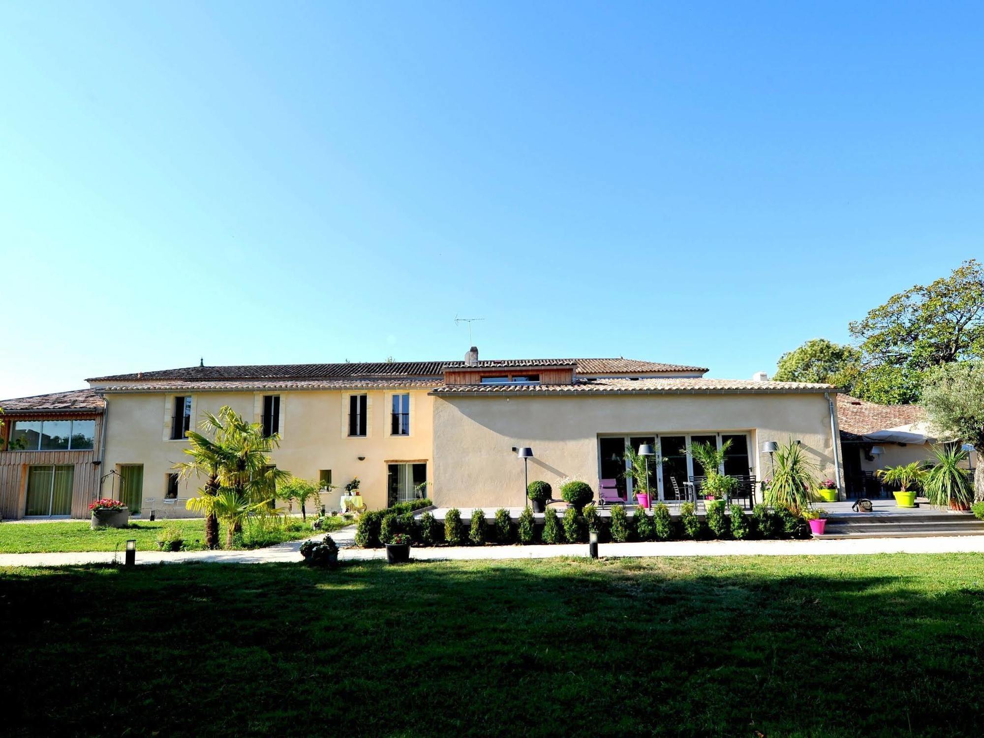 Logis- Hotel Spa Restaurant L'Epicurial Saint-Pey-de-Castets Εξωτερικό φωτογραφία