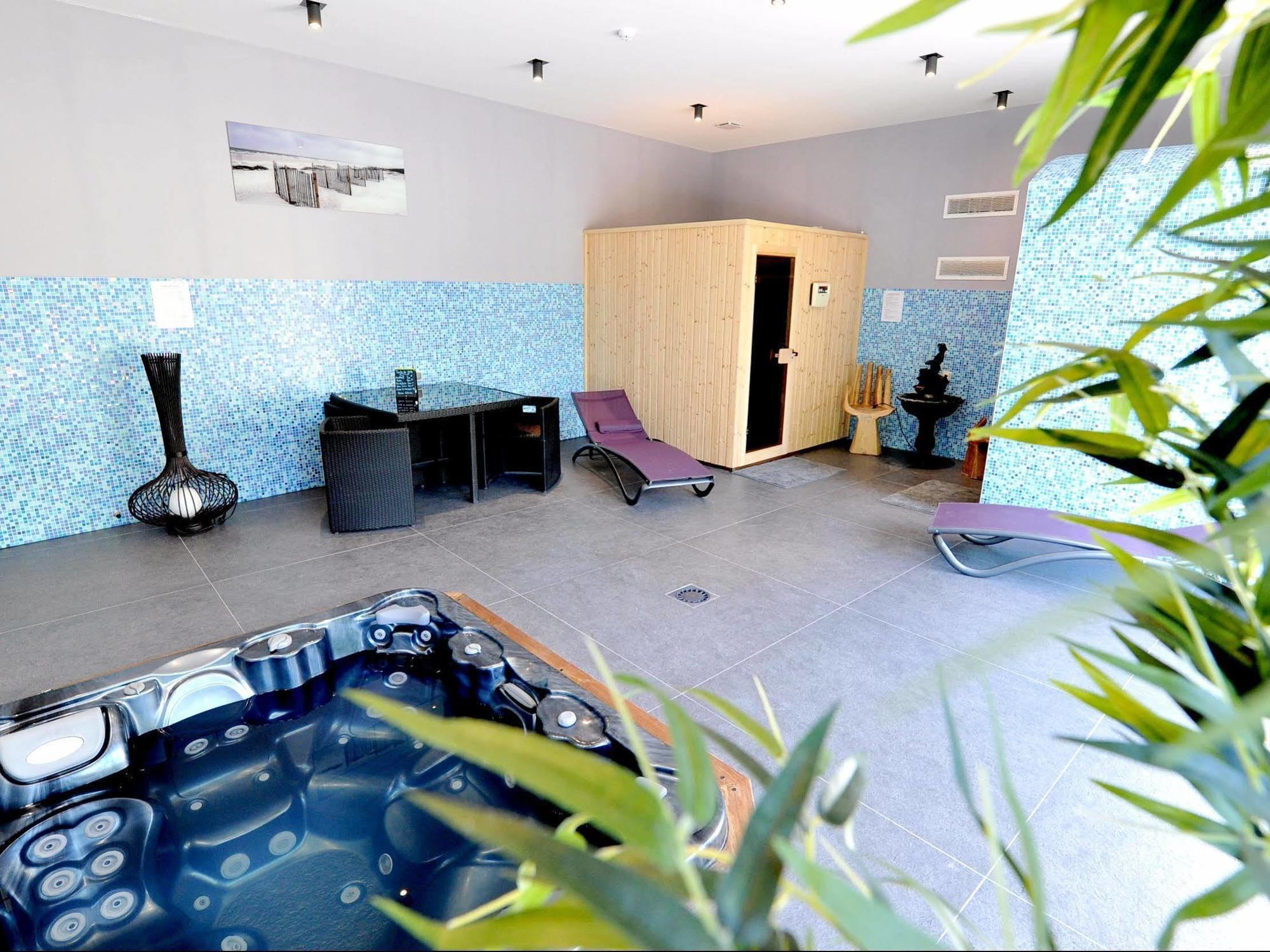 Logis- Hotel Spa Restaurant L'Epicurial Saint-Pey-de-Castets Εξωτερικό φωτογραφία